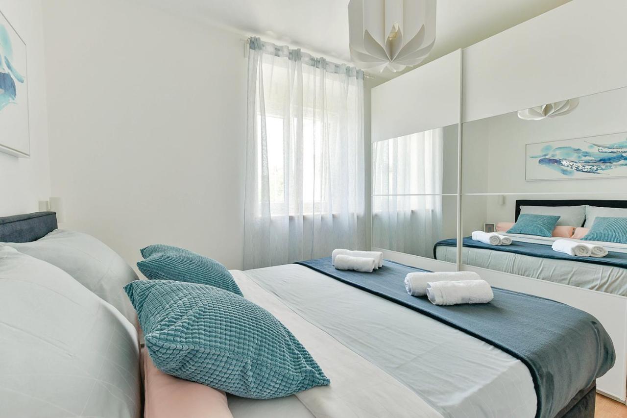 Apartment Aura Poreč Extérieur photo